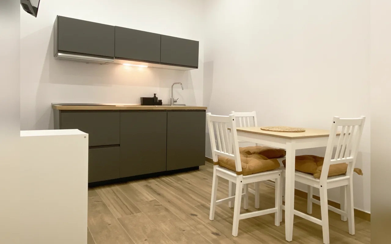 Camera con bagno privato — Sami B&B, Taranto (Puglia) (foto 42)